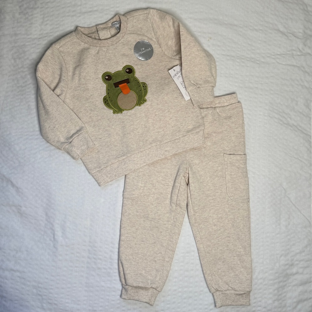 Mini Bean Baby Frog Fleece Sweatshirt & Cargo Pants Set Size 24M Toddler Beige